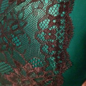 Reposhing 42F (not DDD)